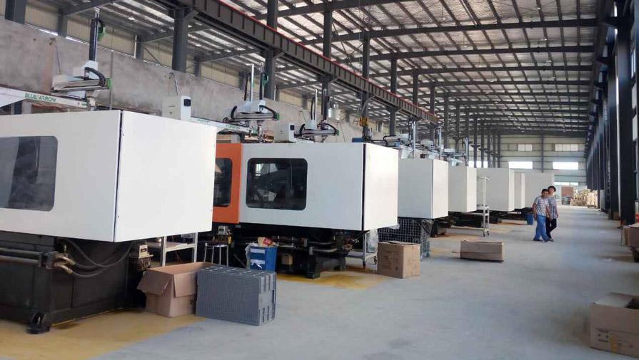 浩盈塑膠模具：勝岳注塑機(jī)高效節(jié)能